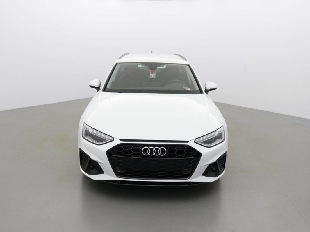 Audi A4 - AVANT S line EDITION 163